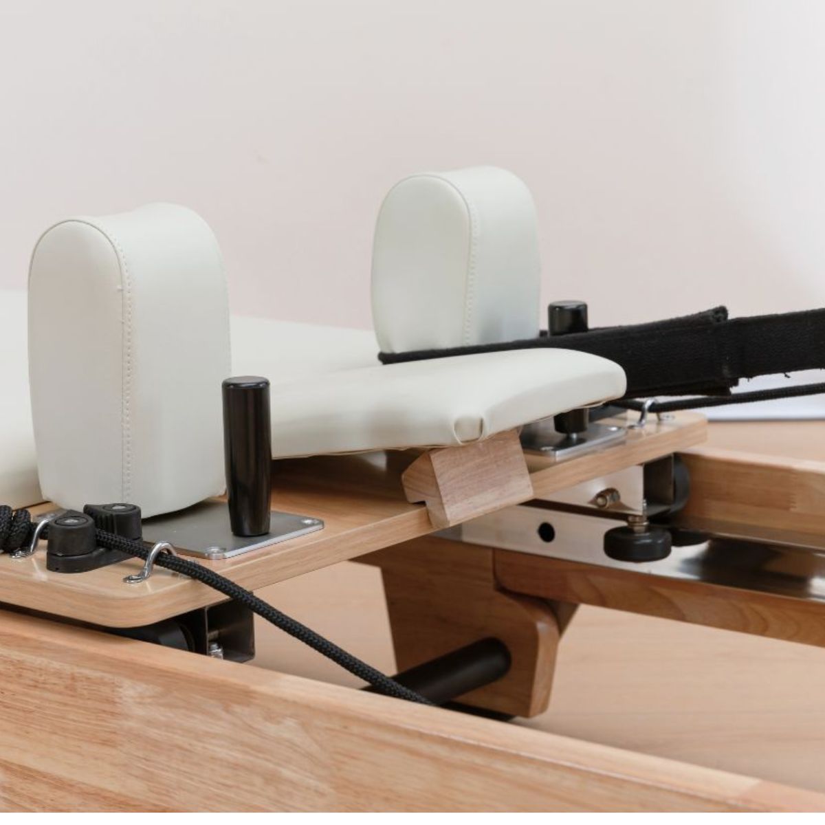 新品ウッドフォルダブルピラティスリフォーマー セット ウッドフォルダブルリフォーマー SET – TOKYOPILATES